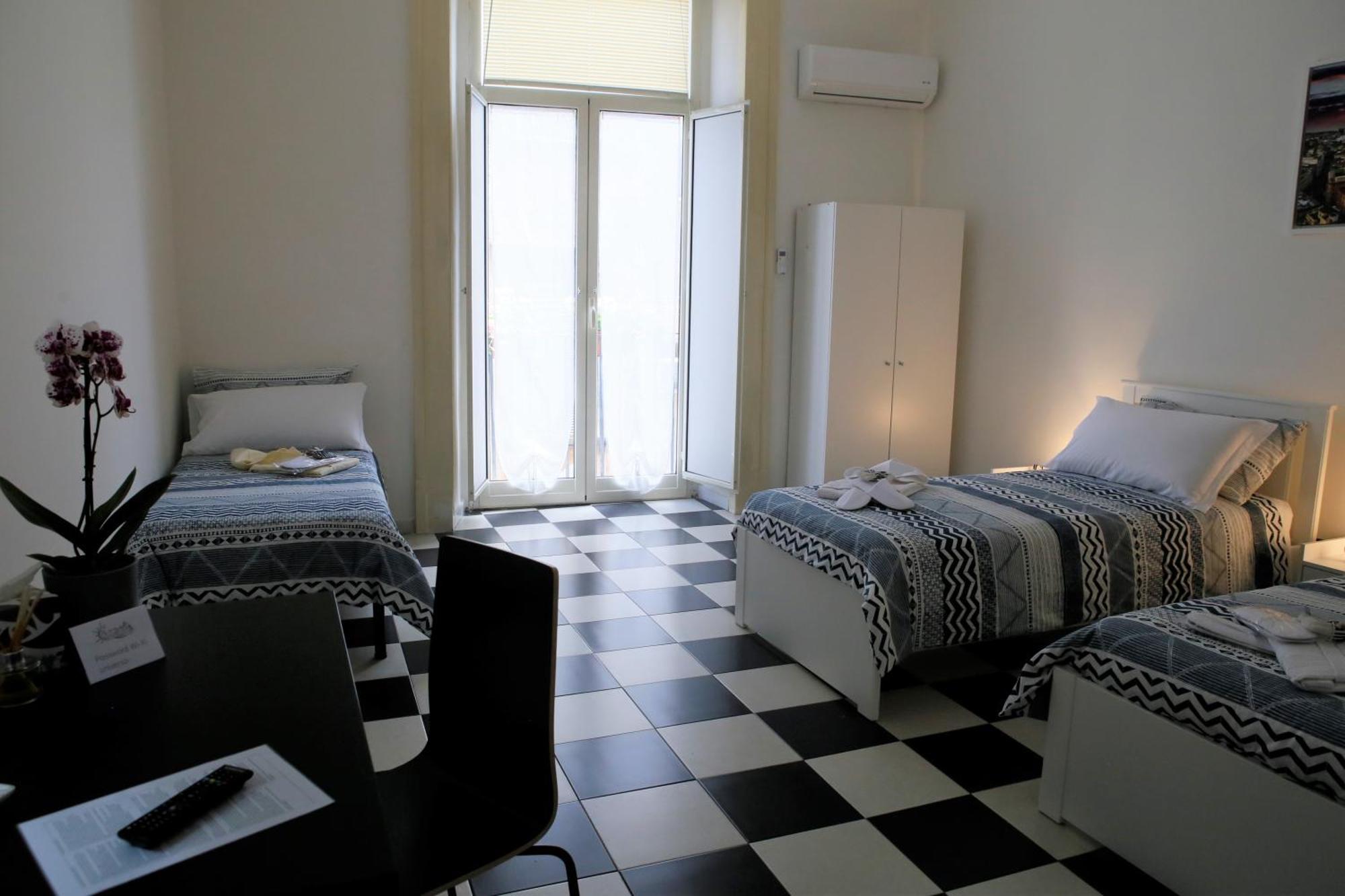 Mb Napoles Intera Casa Apartment Exterior foto