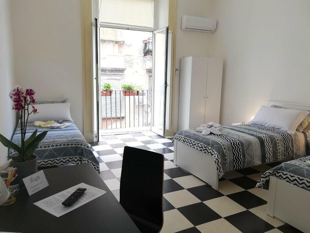 Mb Napoles Intera Casa Apartment Exterior foto