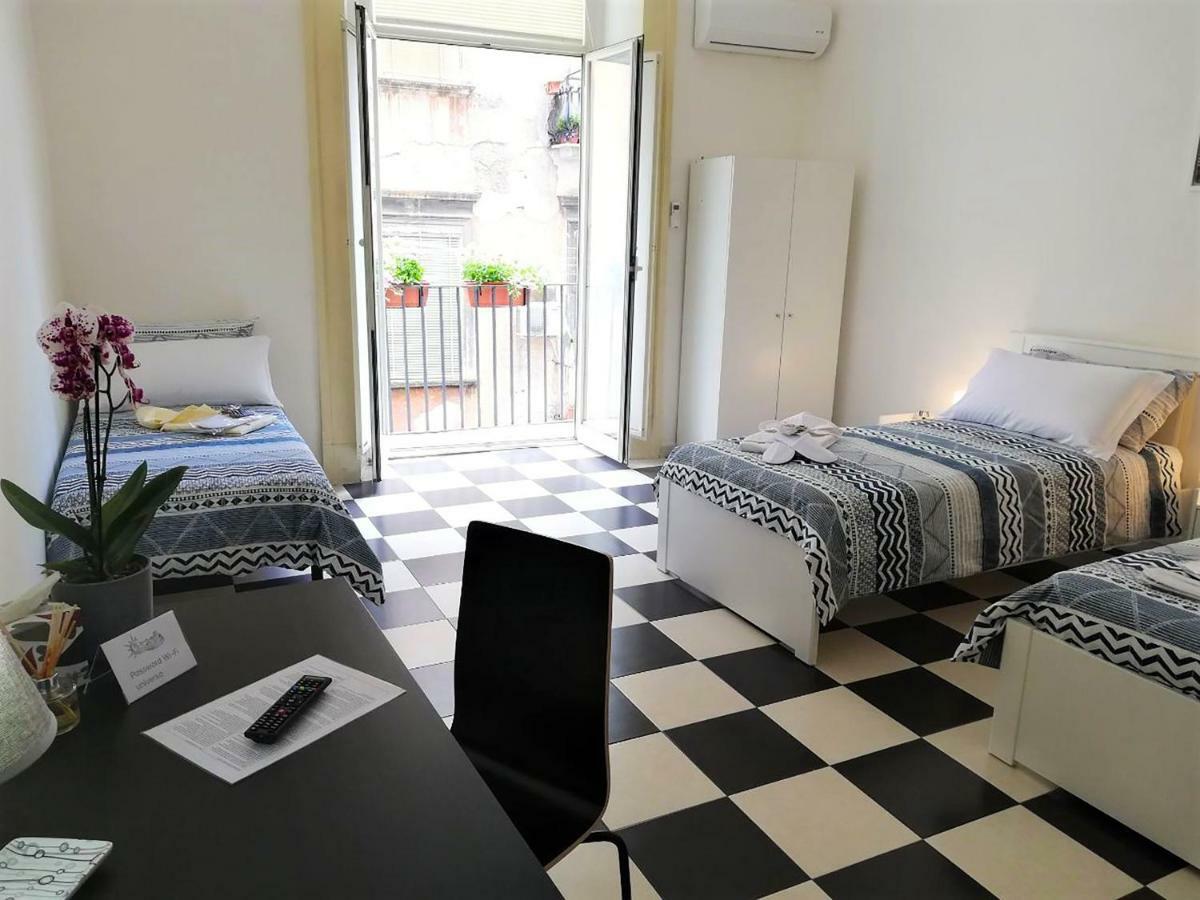 Mb Napoles Intera Casa Apartment Exterior foto