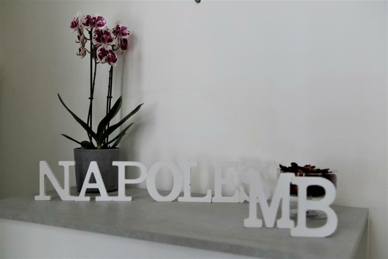 Mb Napoles Intera Casa Apartment Exterior foto